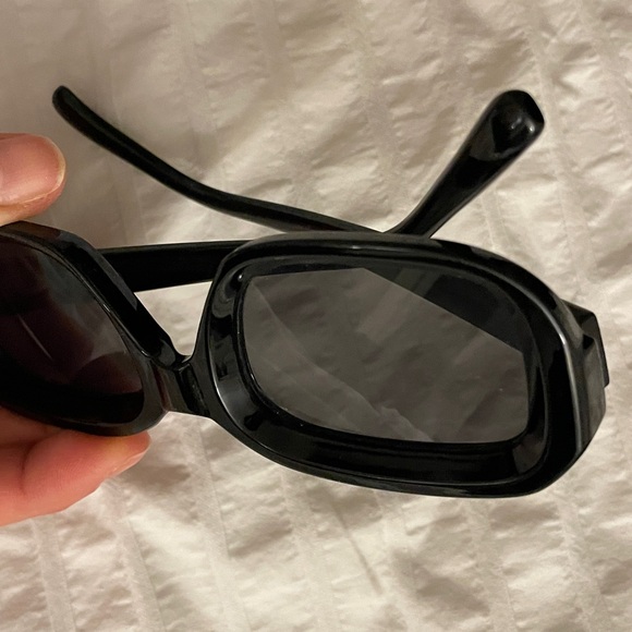 Urban Outfitters Lee rounded rectangle sunglasses - Picture 4 of 5